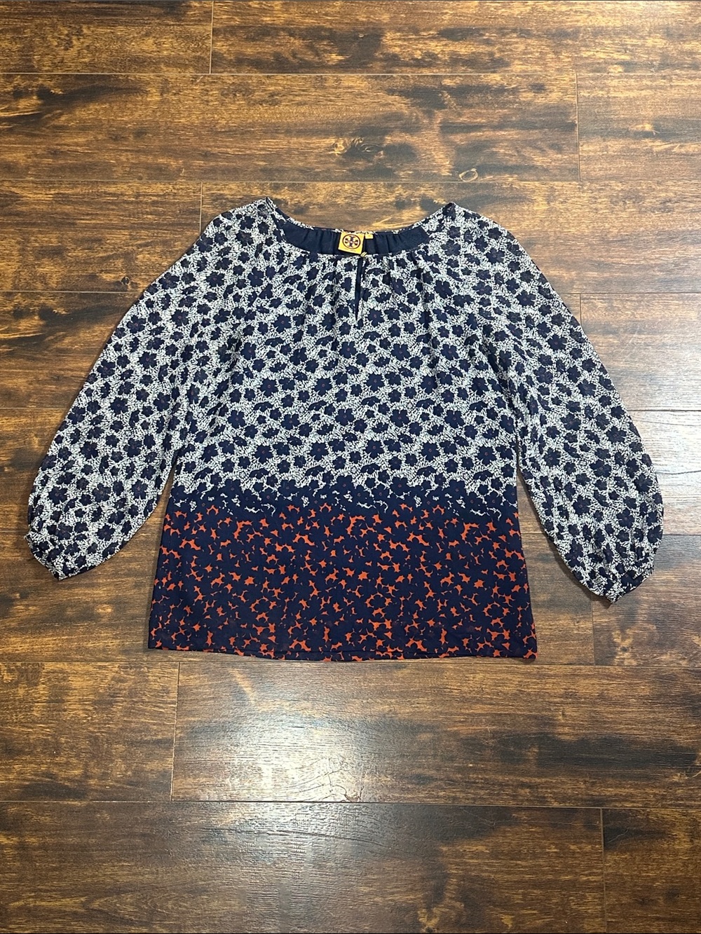 🌸 Tory Burch 100% Silk Floral Print Blouse Navy Size 14EUC ✨
